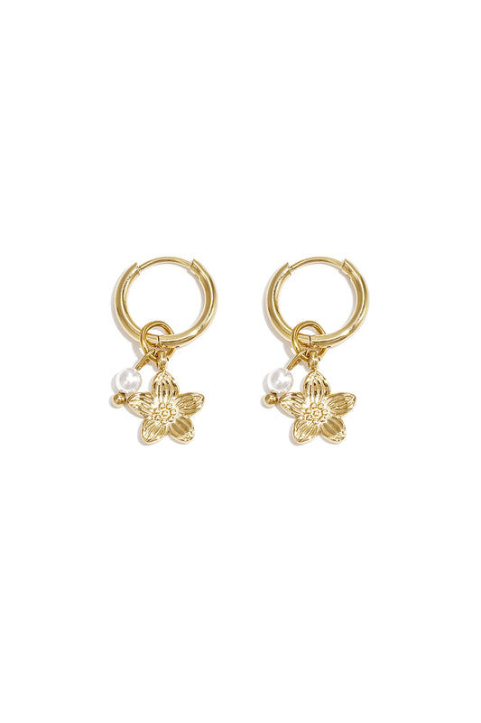pearl blossom earrings Gold Color
