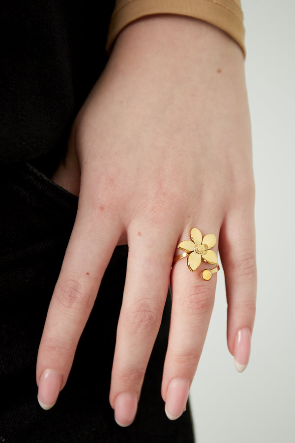 flower dot ring