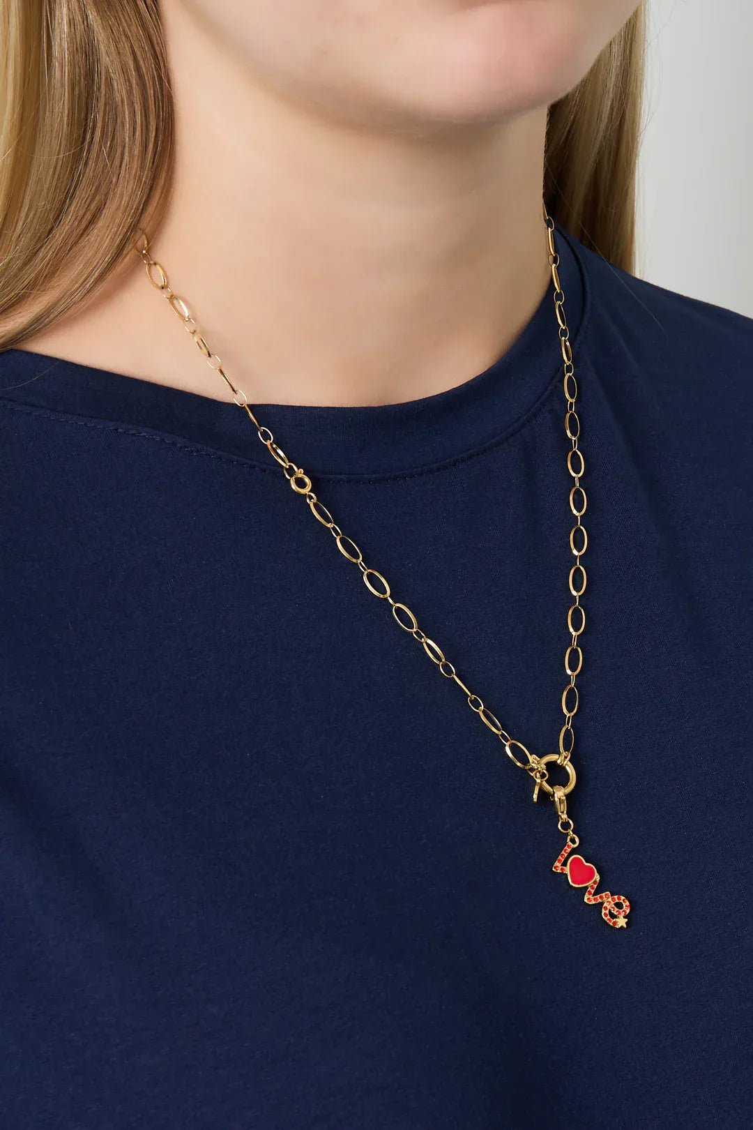 Simple lock necklace