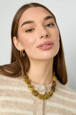 Necklace with squoval beads