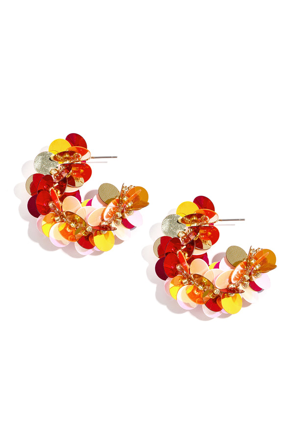 Hoop earrings made of sequins and beads