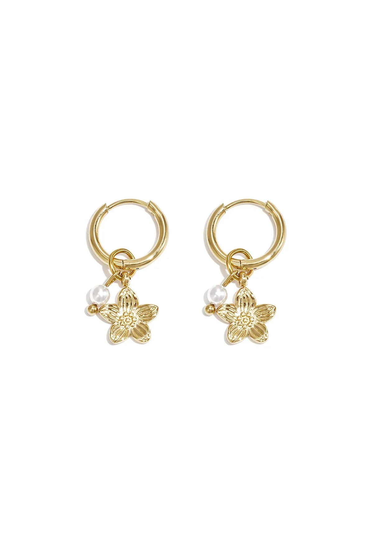 pearl blossom earrings Gold Color